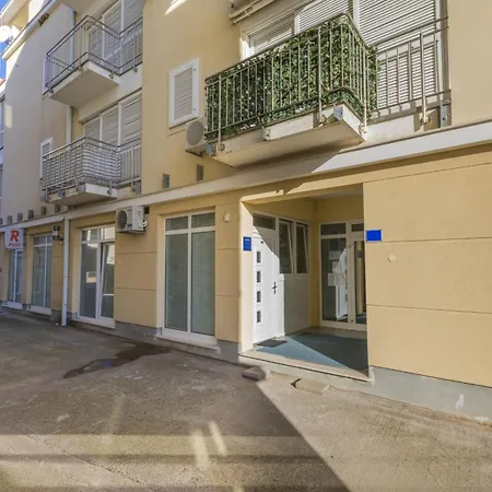 Vlatka - Hr-10196-01 By Interhome Appartement Novi Vinodolski